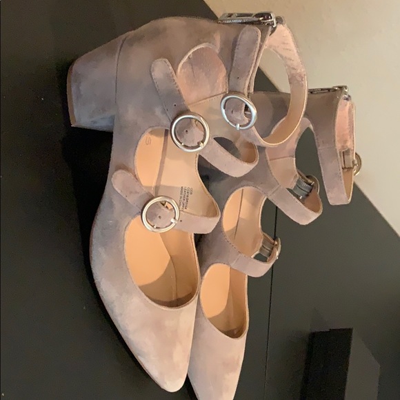 Charles by Charles David caged pumps - Picture 2 of 8